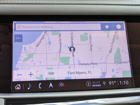 Certified 2023 Cadillac XT5 Premium Luxury w/ LPO, Premium Carpet Package FWD image 26