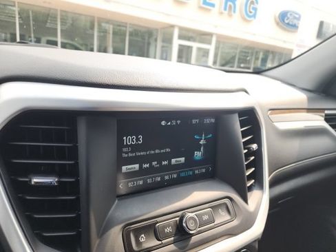 Used 2019 GMC Acadia SLE FWD image 9