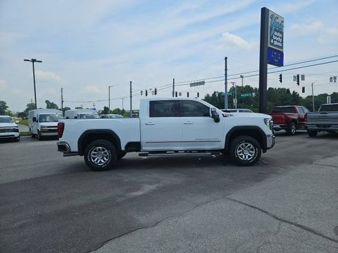 Used 2024 GMC Sierra 2500 SLT w/ SLT Premium Package AWD/4WD image 5