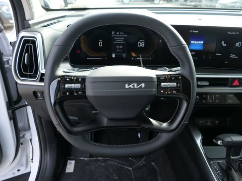 New 2026 Kia Sorento LX FWD image 15