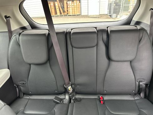 Used 2024 Kia Carnival SX Prestige FWD image 33