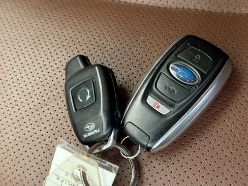Used 2019 Subaru Outback 3.6R Touring AWD/4WD image 36