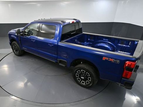 Used 2026 Ford F250 Platinum w/ FX4 Off-Road Package image 59