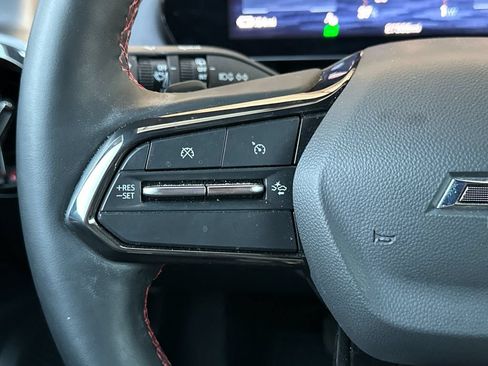 Used 2024 Chevrolet Equinox EV RS AWD/4WD image 27