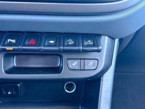 Certified 2022 Chevrolet Colorado Z71 w/ Safety Package image 36