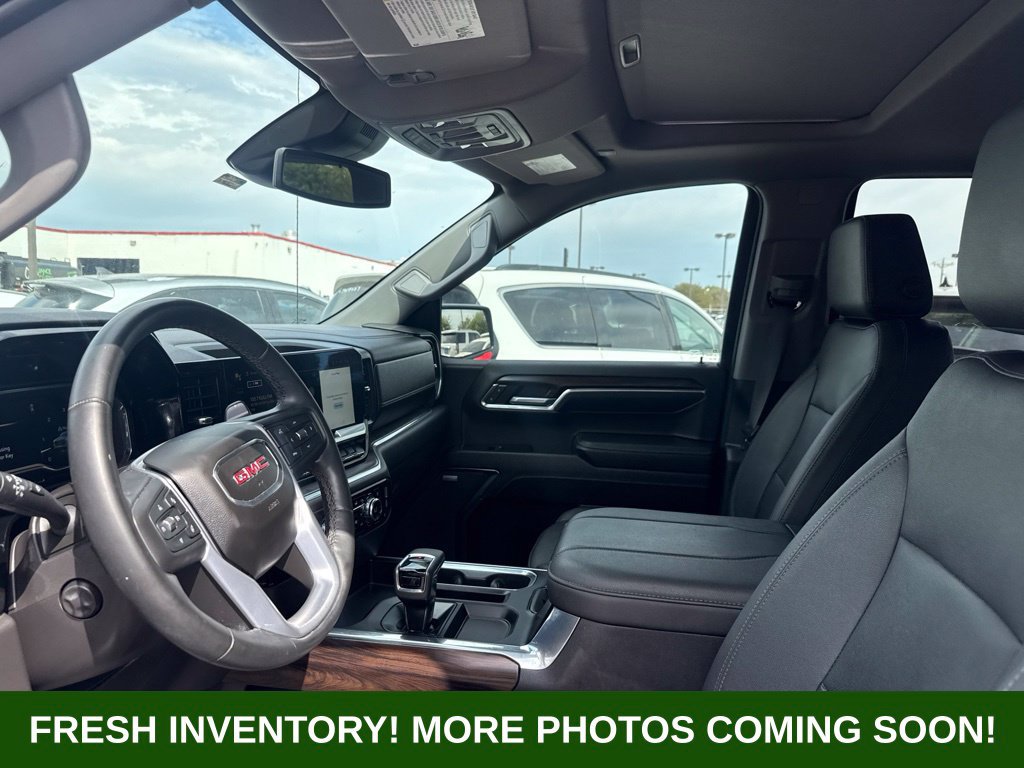 Used 2023 GMC Sierra 1500 SLT AWD/4WD image 8