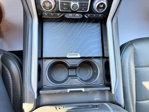 Used 2021 GMC Yukon Denali w/ Denali Ultimate Package RWD image 29