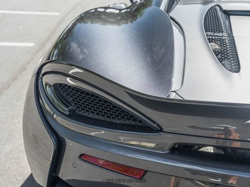 Used 2018 McLaren 570S Spider image 54