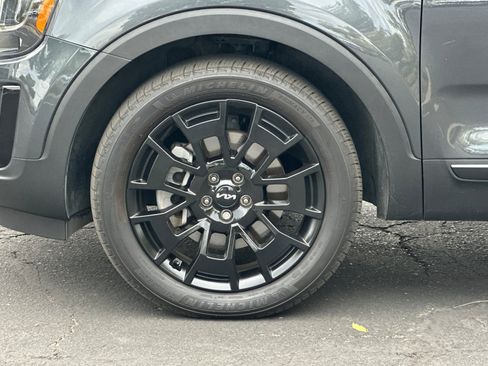 Used 2022 Kia Telluride SX w/ SX Prestige Package image 43