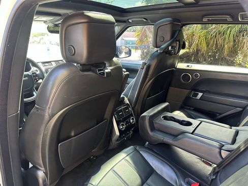 Used 2020 Land Rover Range Rover Sport HSE Dynamic image 34