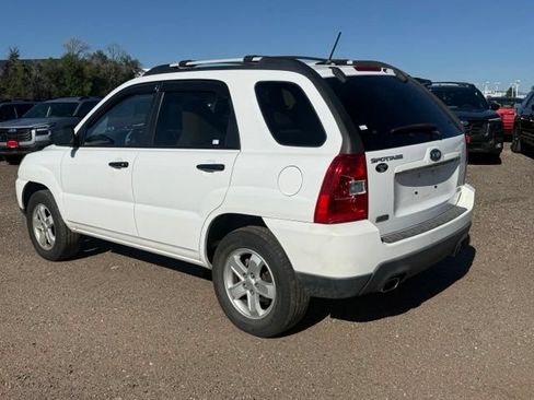 Used 2010 Kia Sportage LX AWD/4WD image 3