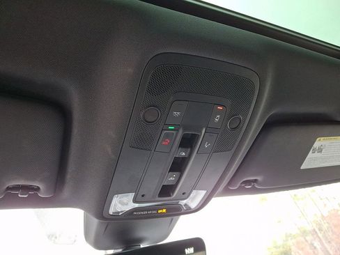 Used 2024 Audi Q3 2.0T Premium image 25