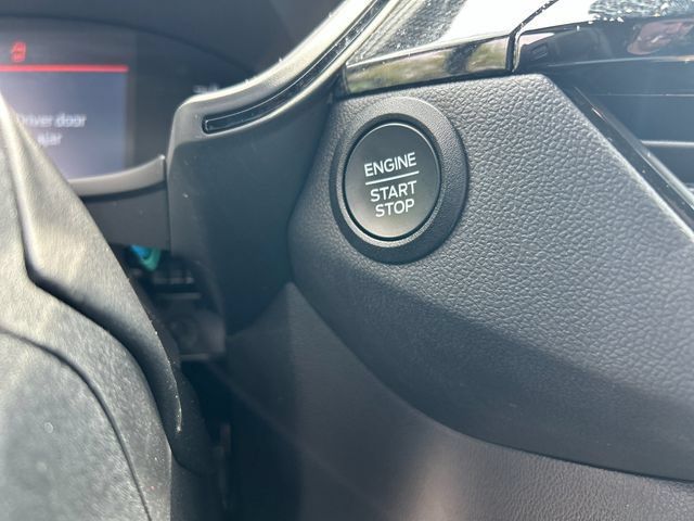 Used 2025 Ford Escape ST-Line AWD/4WD image 27