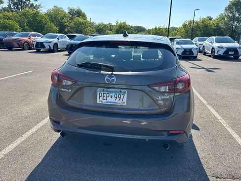 Used 2017 MAZDA MAZDA3 Grand Touring FWD image 32