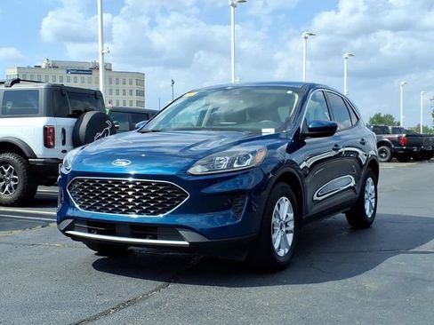 Used 2020 Ford Escape SE AWD/4WD image 3