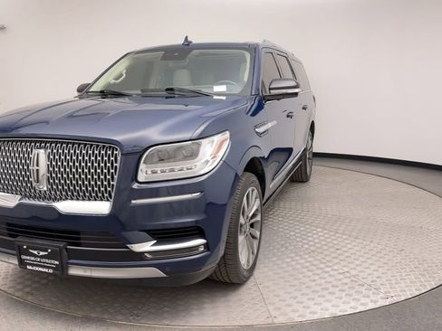 Used 2020 Lincoln Navigator L Reserve w/ Luxury Package AWD/4WD image 7