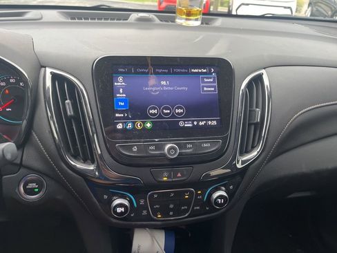 Used 2024 Chevrolet Equinox Premier AWD/4WD image 9