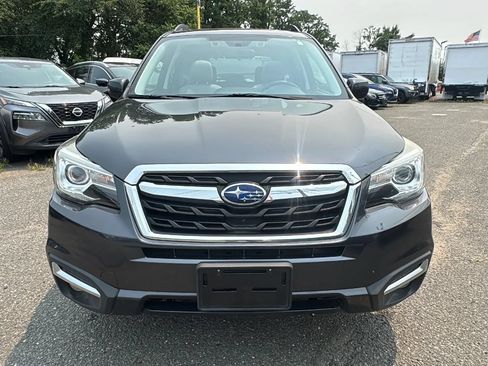 Used 2017 Subaru Forester 2.5i Limited AWD/4WD image 2