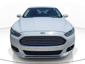 Used 2013 Ford Fusion SE FWD video 2