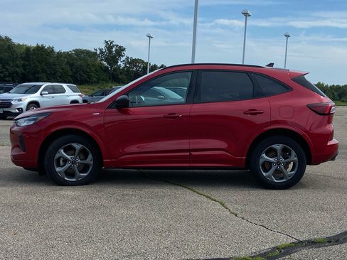 Used 2023 Ford Escape ST-Line AWD/4WD image 8