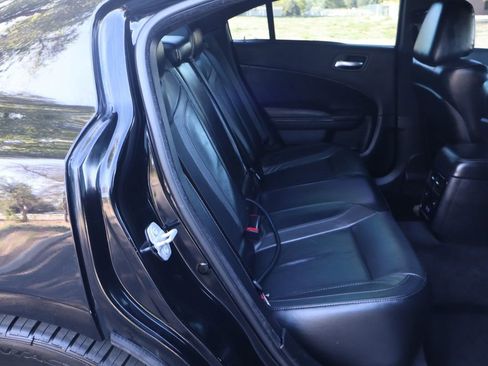 Used 2016 Dodge Charger R/T w/ Plus Group RWD image 21