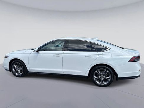 Certified 2024 Honda Accord EX image 7