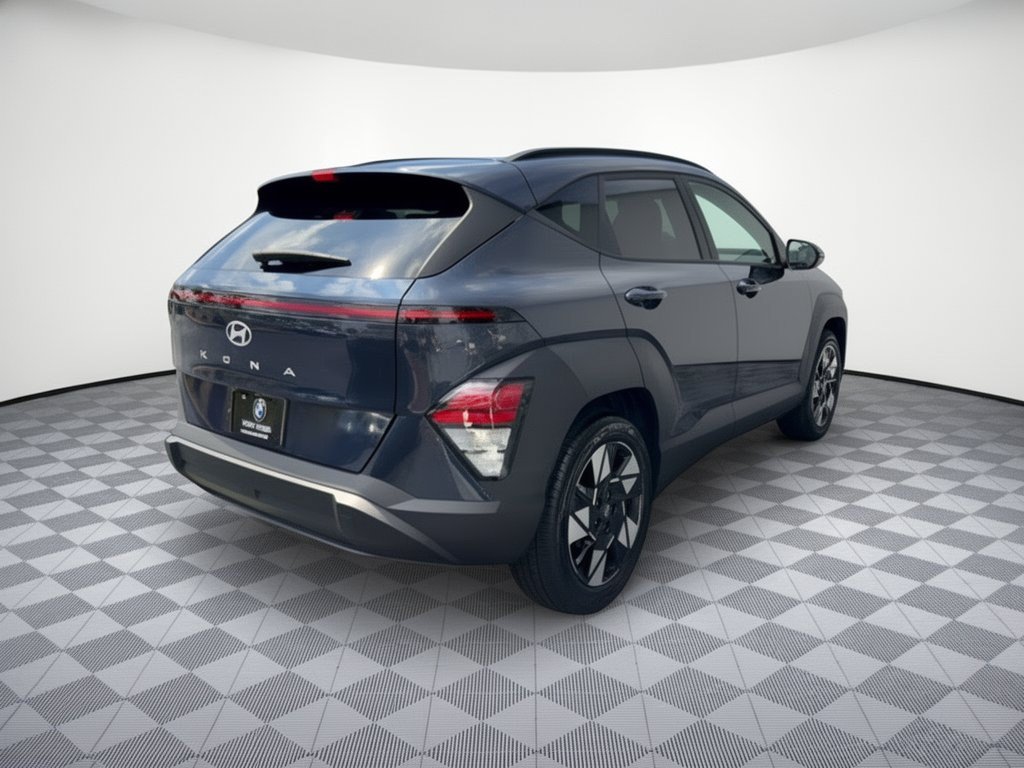 Used 2025 Hyundai Kona SEL FWD image 9