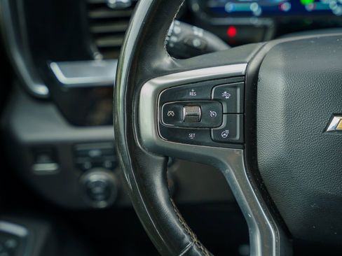 Used 2023 Chevrolet Silverado 1500 LT AWD/4WD image 30