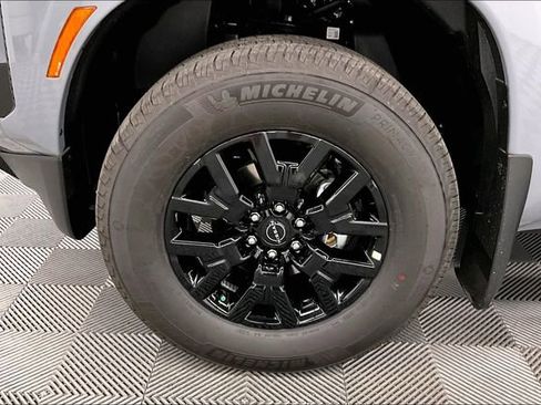 New 2026 Nissan Frontier SV w/ All-Weather Content Package image 11