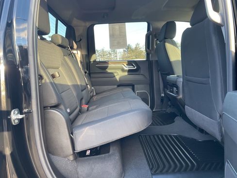 Used 2025 Chevrolet Silverado 2500 LT w/ Z71 Chrome Sport Edition image 33