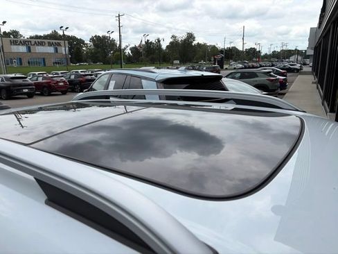 Used 2018 MINI Cooper Countryman S FWD image 4