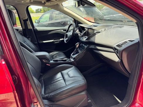 Used 2013 Ford Escape Titanium w/ Parking Technology Pkg FWD image 24