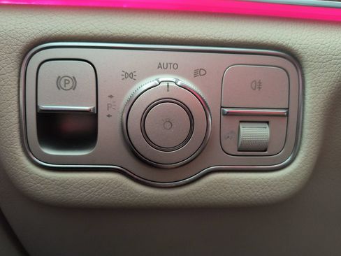 Used 2022 Mercedes-Benz GLE 450 4MATIC image 17