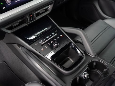 New 2026 Porsche Cayenne AWD/4WD image 24