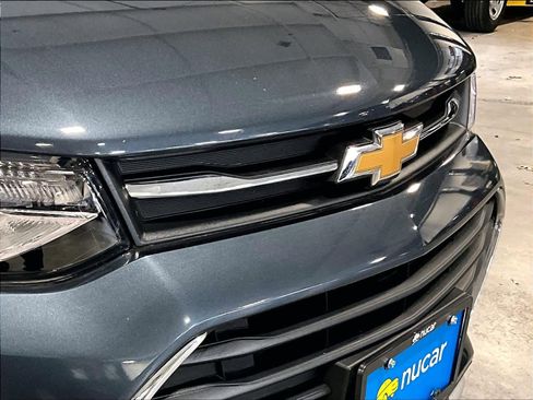 Used 2022 Chevrolet Trax LT w/ LT Convenience Package image 33