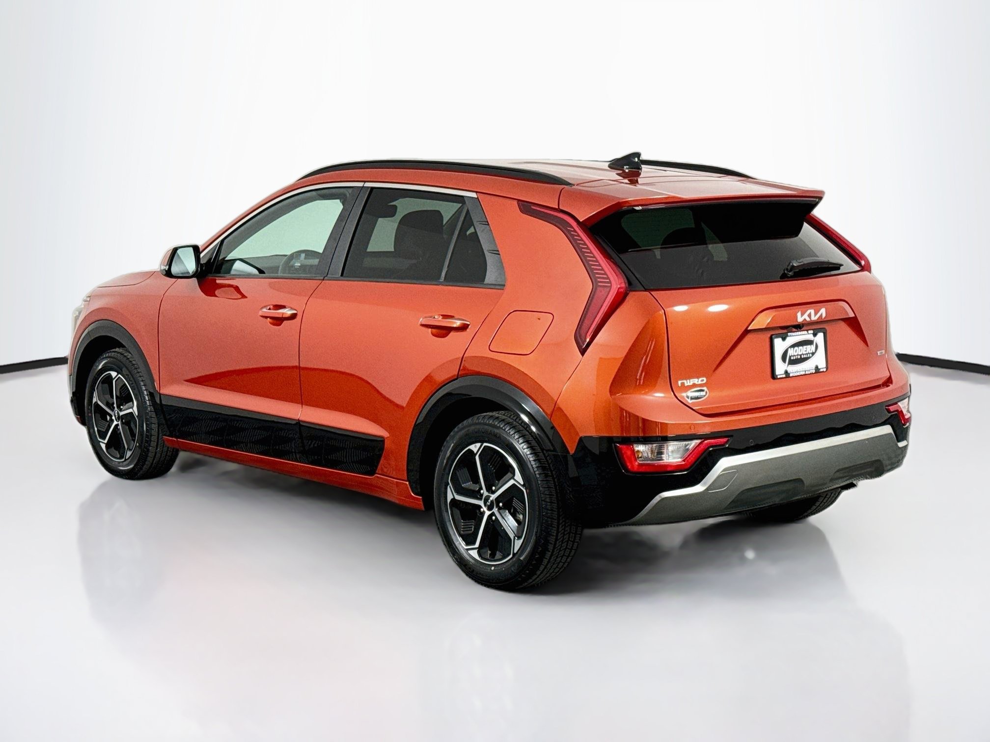 Used 2023 Kia Niro FWD image 13