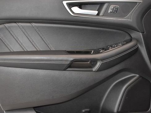 Used 2017 Ford Edge Sport w/ Equipment Group 401A AWD/4WD image 22