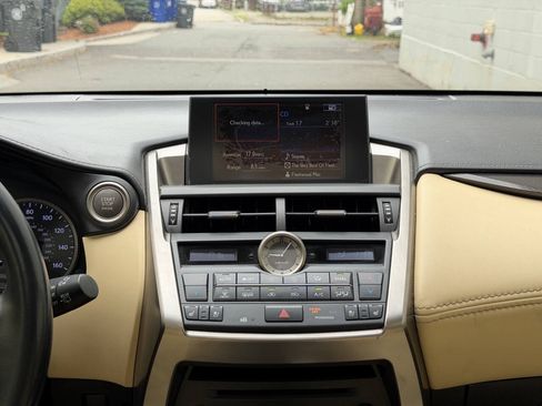 Used 2015 Lexus NX 200t FWD w/ Premium Package image 25