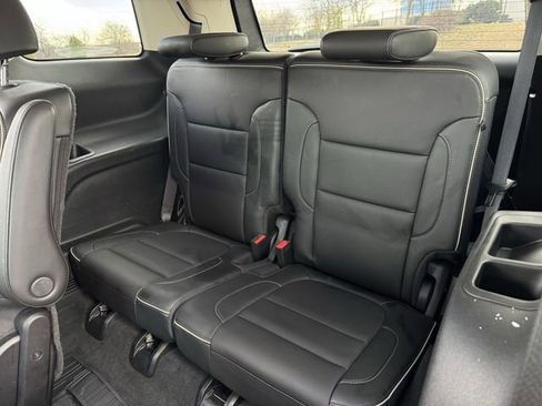 Used 2023 GMC Acadia Denali w/ Denali Technology Package image 30