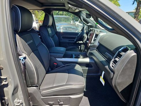 New 2026 RAM 2500 Laramie AWD/4WD image 16