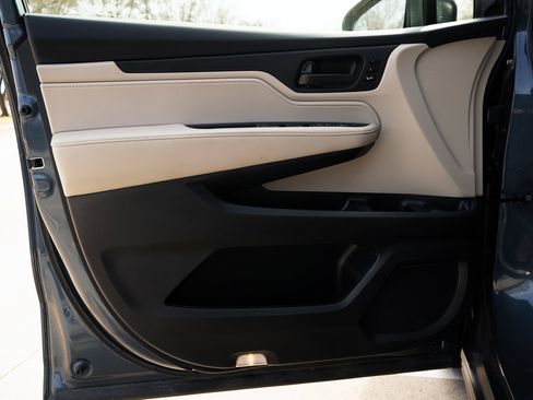 Certified 2025 Honda Odyssey EX-L image 37