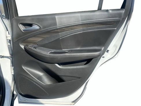 Used 2020 Buick Envision Premium image 15