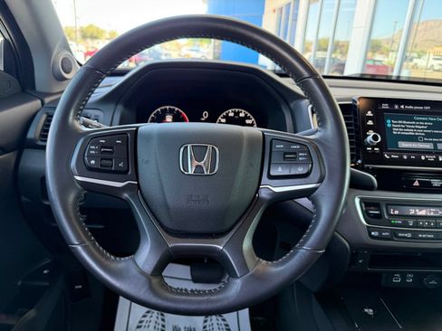Certified 2025 Honda Ridgeline RTL image 17