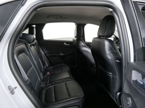 Certified 2025 Ford Escape Platinum image 11