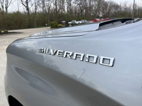 Used 2023 Chevrolet Silverado 1500 LT image 32