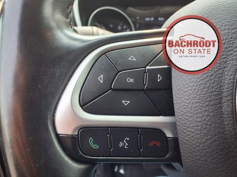 Used 2021 Jeep Compass Latitude image 18