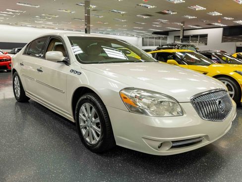 Used 2011 Buick Lucerne CX image 3