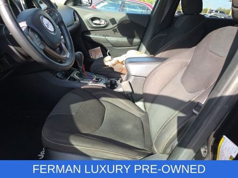 Used 2016 Jeep Cherokee Latitude w/ Safety/Convenience Group image 11