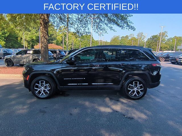 Used 2026 Jeep Grand Cherokee Limited AWD/4WD image 2