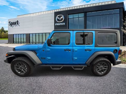 Used 2024 Jeep Wrangler Unlimited Sport AWD/4WD image 6